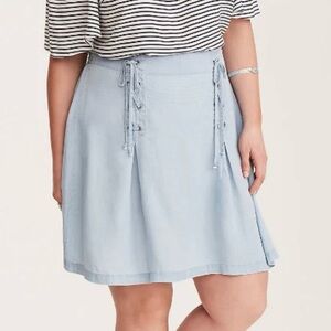 torrid Skirt Plus Size 22 Lace Up Mini Light Blue Chambray Denim Color Stretchy